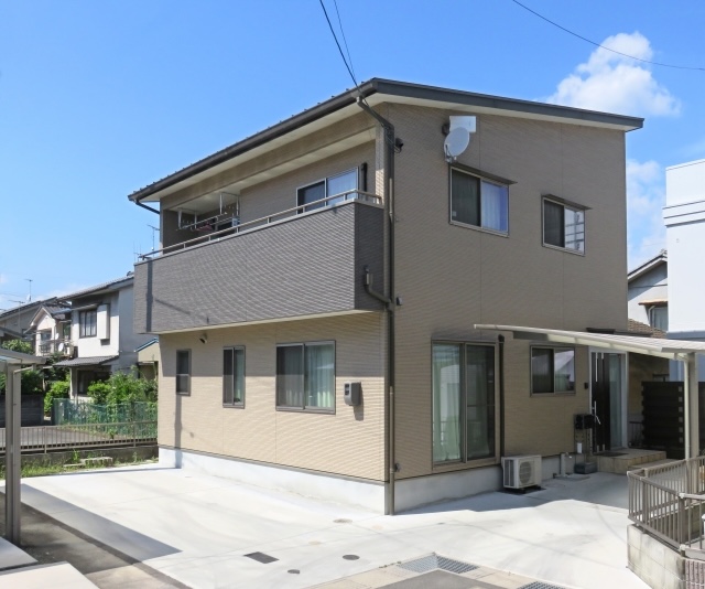 一戸建て住宅の外観